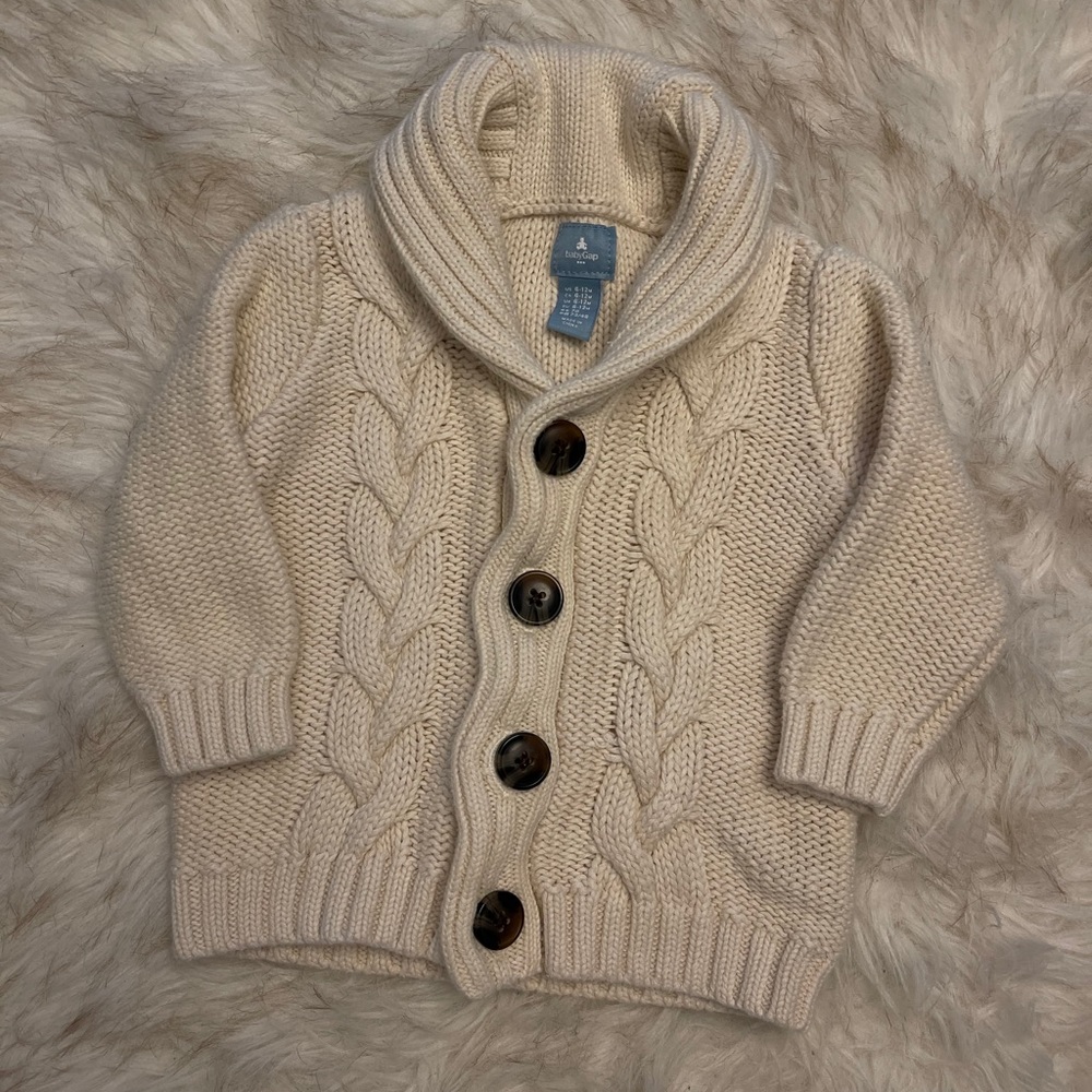Gap cardigan 6-12m EUC